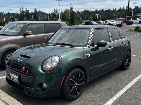 Used 2015 MINI Cooper S FWD image 5