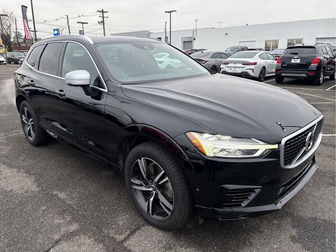 Used 2019 Volvo XC60 T8 R-Design w/ Advanced Package image 1