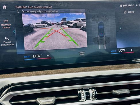Certified 2024 BMW 330i Sedan w/ Convenience Package RWD image 14