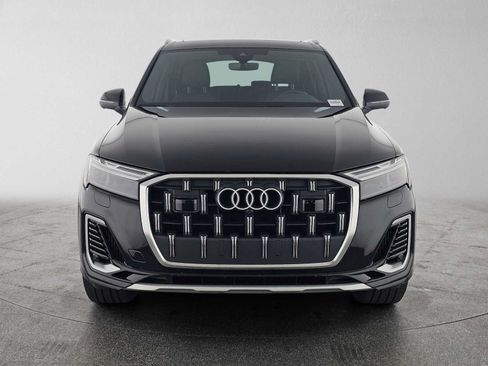Used 2025 Audi Q7 3.0T Premium Plus AWD/4WD image 8