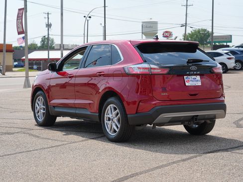 Used 2023 Ford Edge SEL w/ Convenience Package AWD/4WD image 6