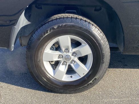 Used 2024 RAM 1500 Classic SLT image 8