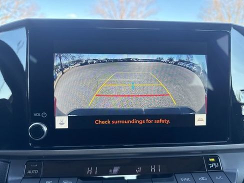 Used 2026 Toyota Camry LE image 32