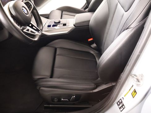 Used 2025 BMW 330i xDrive Sedan w/ M Sport Package image 12