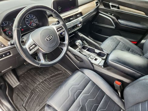 Used 2021 Kia Telluride SX w/ SX Prestige Package AWD/4WD image 2