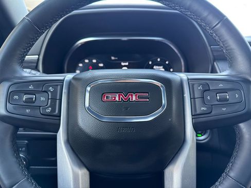 Used 2023 GMC Yukon SLT w/ SLT Premium Package RWD image 28
