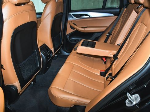 Used 2025 BMW X4 xDrive30i image 59