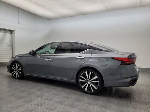 Used 2020 Nissan Altima 2.0 Platinum image 3