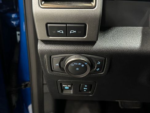 Used 2019 Ford F150 Raptor w/ Equipment Group 802A Luxury image 26