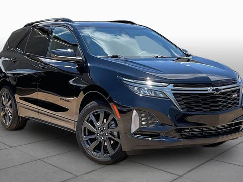Used 2022 Chevrolet Equinox RS w/ LPO, Floor Liner Package AWD/4WD image 3