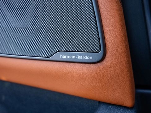 Used 2020 BMW M5 w/ Executive Package image 21