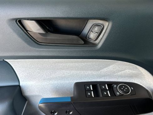 New 2026 Ford Maverick XLT FWD image 10