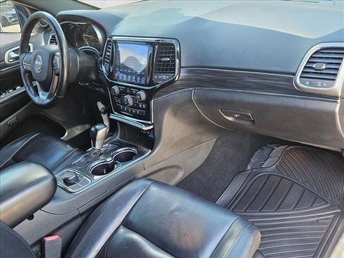 Used 2019 Jeep Grand Cherokee Limited w/ Trailer Tow Group IV image 23