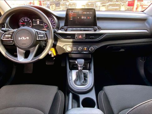 Used 2024 Kia Forte LXS FWD image 16