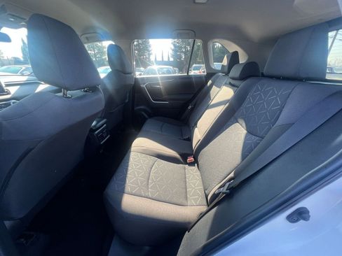 Used 2025 Toyota RAV4 XLE image 25