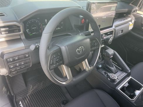 New 2026 Toyota Tacoma TRD Off-Road AWD/4WD image 11