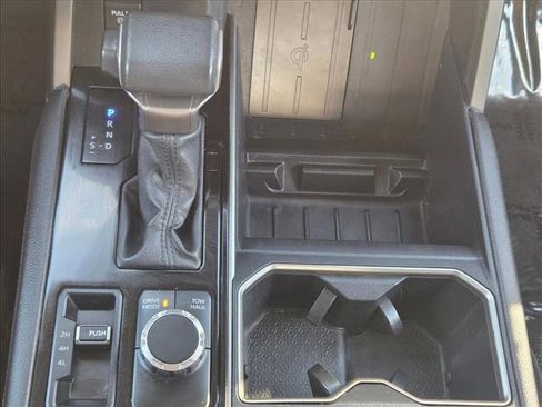 Used 2023 Toyota Tundra Limited image 13