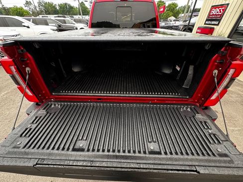Used 2025 Ford F250 Platinum AWD/4WD image 45