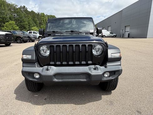 Used 2021 Jeep Wrangler Sport AWD/4WD image 2