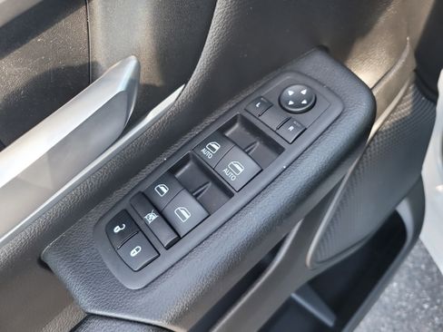 Used 2023 RAM 1500 Big Horn image 16