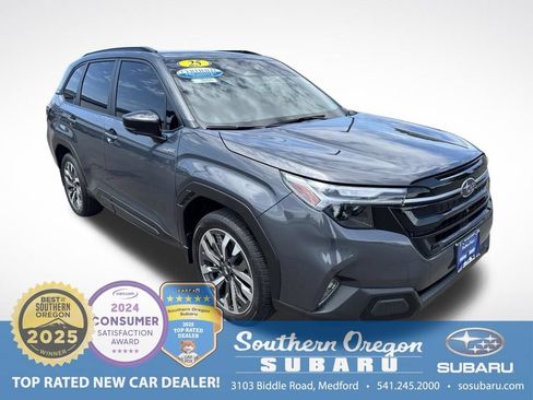 Certified 2025 Subaru Forester Touring w/ Touring Package AWD/4WD image 1