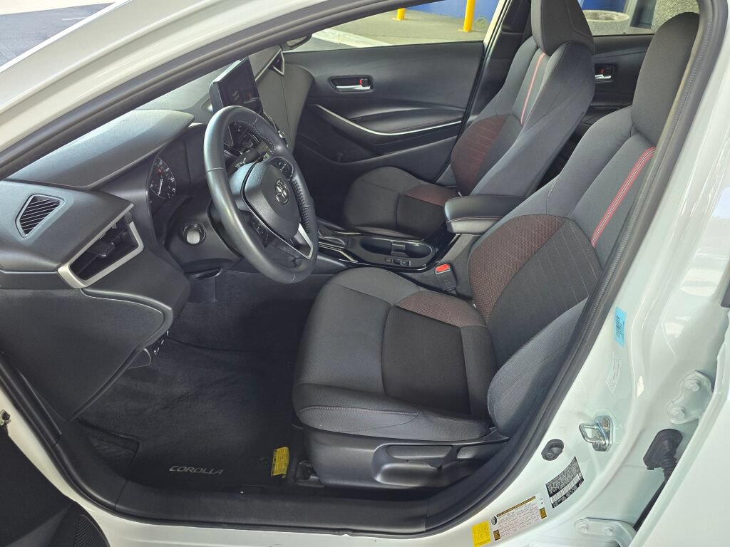 Used 2024 Toyota Corolla SE w/ SE Package FWD image 20