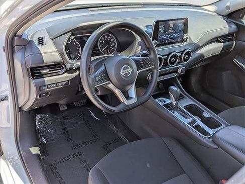Used 2023 Nissan Sentra SV FWD image 10