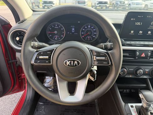 Used 2021 Kia Forte LXS FWD image 24
