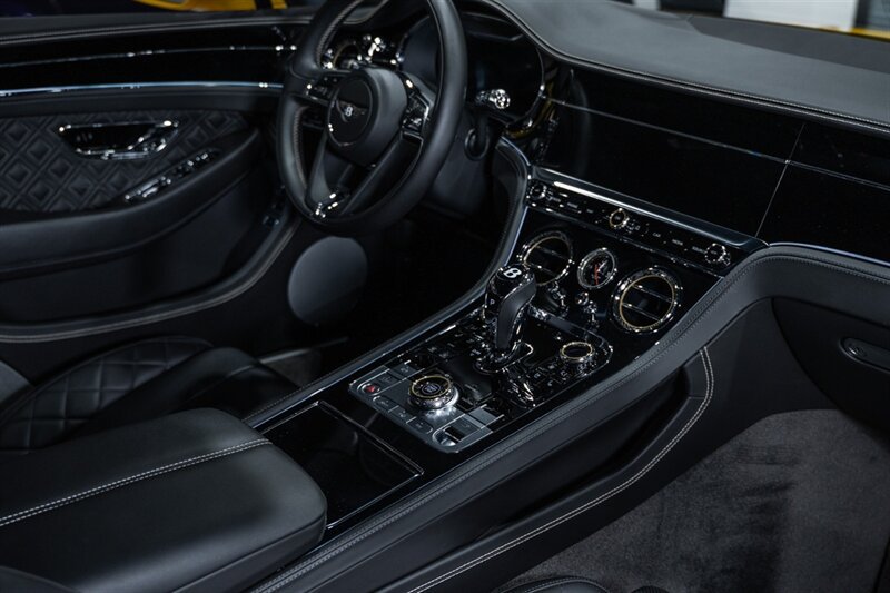 Used 2020 Bentley Continental GT V8 AWD/4WD image 55