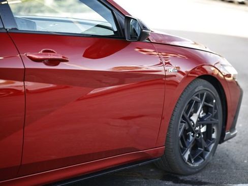 Certified 2025 Hyundai Elantra N Line image 7