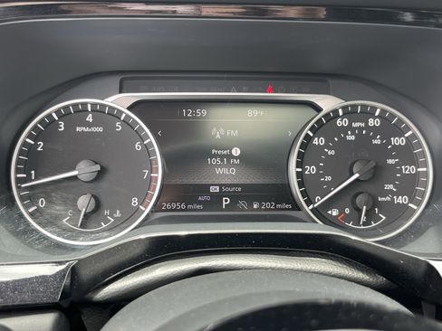 Used 2023 Nissan Pathfinder SL w/ SL Premium Package AWD/4WD image 26