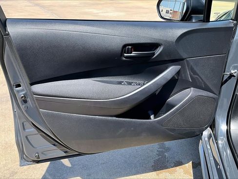 Used 2024 Toyota Corolla LE FWD image 24