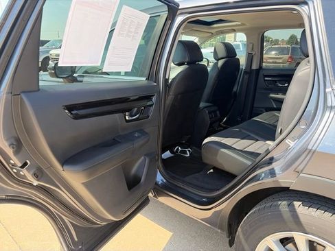 Used 2025 Honda CR-V EX-L image 16