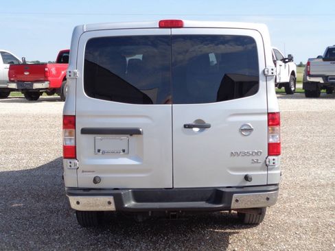 Used 2019 Nissan NV 3500 SL RWD image 8