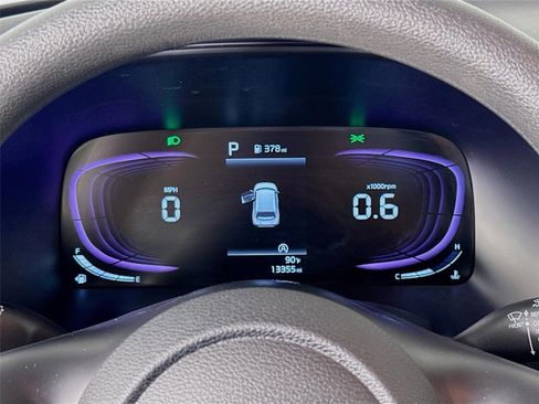 Certified 2025 Kia Soul FWD image 13