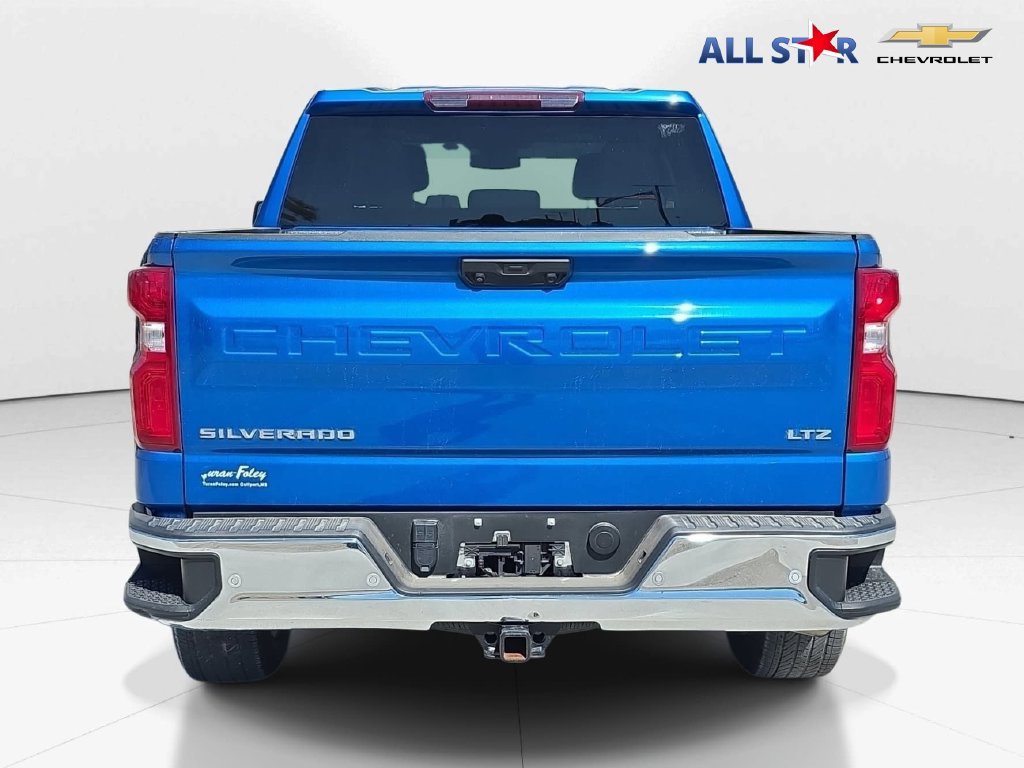 Used 2023 Chevrolet Silverado 1500 LTZ AWD/4WD image 4