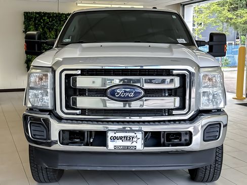 Used 2016 Ford F350 XLT w/ Advanced Security Group AWD/4WD image 9