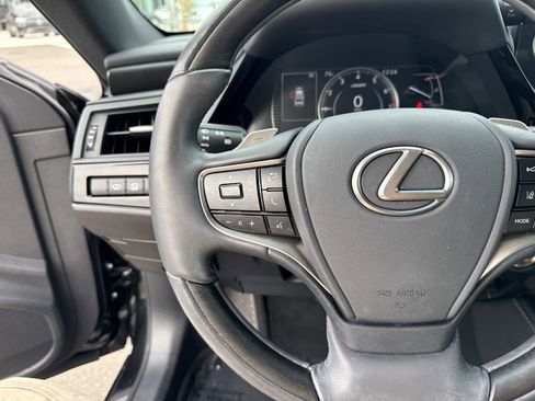 Used 2022 Lexus ES 350 Ultra Luxury image 29