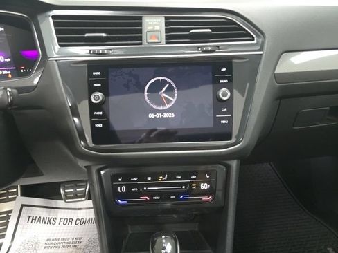 Used 2023 Volkswagen Tiguan SE R-Line AWD/4WD image 15
