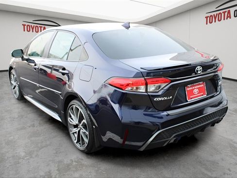 Certified 2022 Toyota Corolla SE image 3