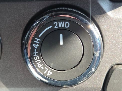 Used 2023 Toyota Tacoma TRD Sport AWD/4WD image 11