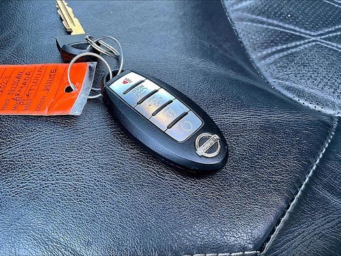 Used 2023 Nissan Armada Platinum w/ Captain's Chairs Package image 10