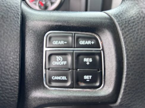 Used 2018 RAM 1500 Express w/ Express Value Package AWD/4WD image 19