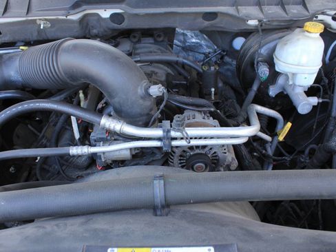 Used 2013 RAM 1500 Sport w/ Sport Premium Group image 28