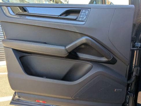 Certified 2024 Porsche Cayenne Turbo GT image 13