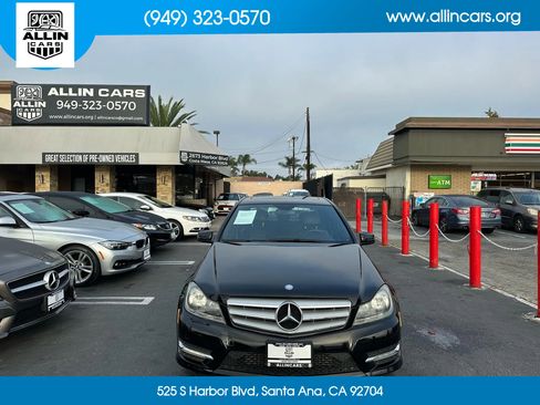 Used 2013 Mercedes-Benz C 250 Sedan image 2