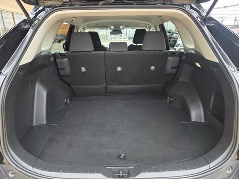 Used 2025 Toyota RAV4 LE AWD/4WD image 25