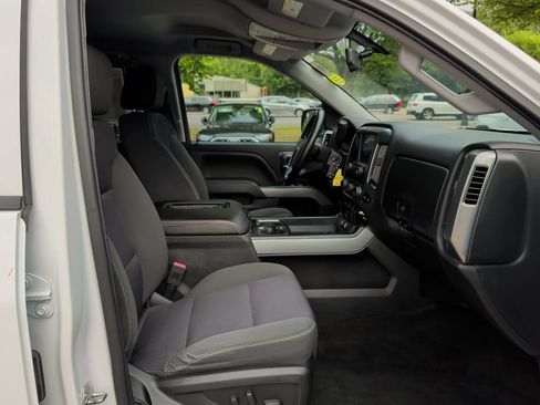 Used 2018 Chevrolet Silverado 1500 LT w/ All Star Edition AWD/4WD image 37
