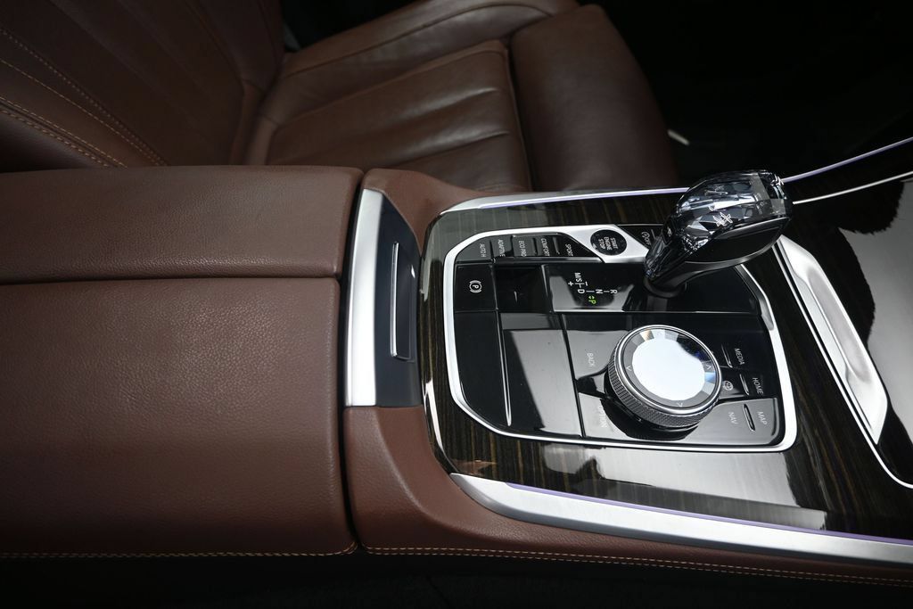 Used 2020 BMW X5 sDrive40i w/ Premium Package RWD image 27