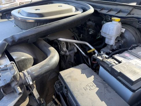 Used 2014 RAM 1500 Lone Star RWD image 18